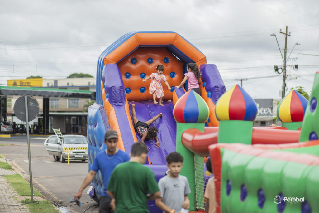 IMG_9790-1024x683 Campanha de Multivacinação movimenta o sábado com diversão e cuidado à saúde em Perobal