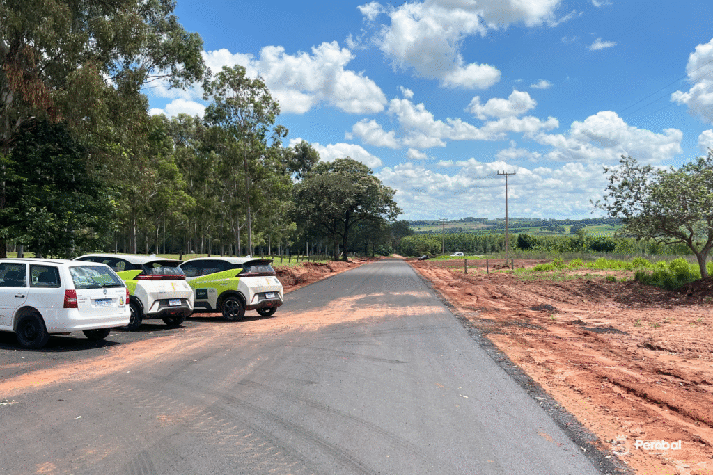 Materia3-1-1024x683 Obra da Estrada Itú entra na fase final e recebe visita de autoridades em Perobal