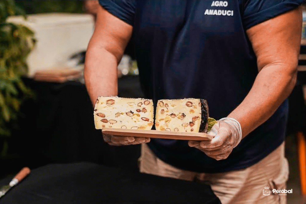 Materia5-1-1-1024x683 Produtores de Perobal conquistam destaque e levam premiações na Expo Umuarama 2026