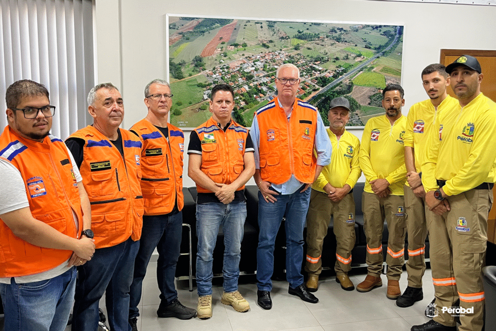 Materia-Defesa-Civil-1-1024x683 Perobal reforça Defesa Civil com novos equipamentos e capacitação técnica